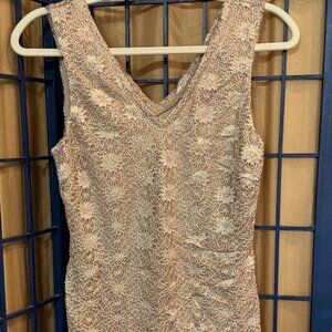 Banana Republic Lace Sleeveless V Neck Tank S